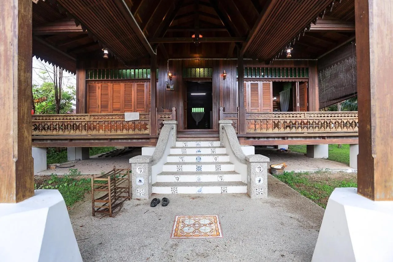 酒店 Oyo Home 90256 Rb Beach Homestay Malacca
