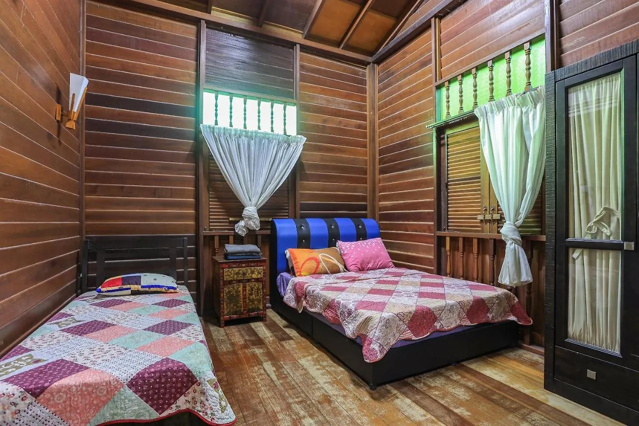 酒店 Oyo Home 90256 Rb Beach Homestay Malacca