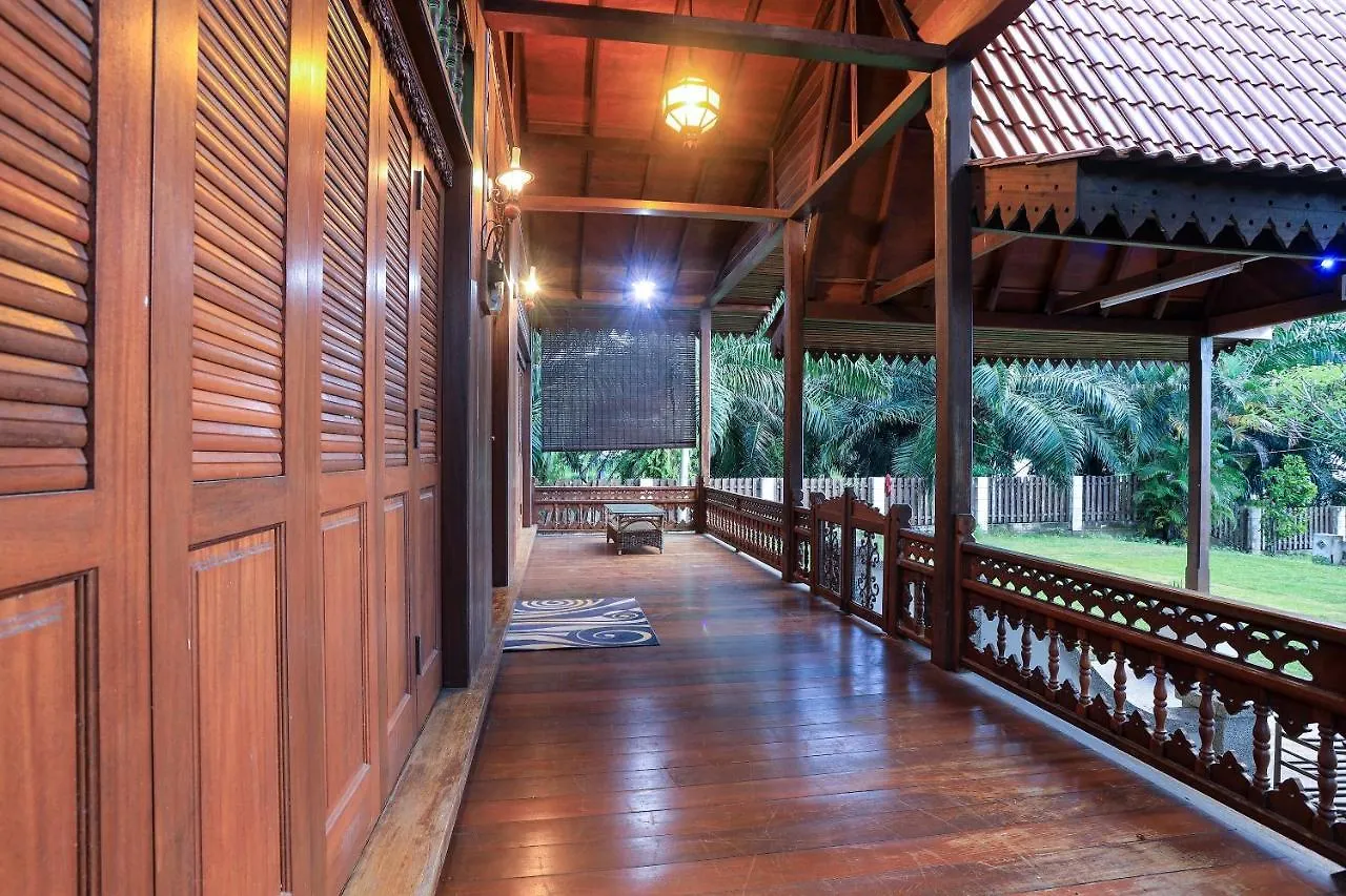 Oyo Home 90256 Rb Beach Homestay Malacca